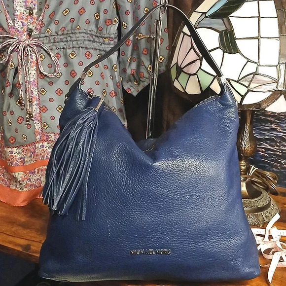 Michael kors navy pebbled leather hobo shoulder bag - Picture 1 of 11